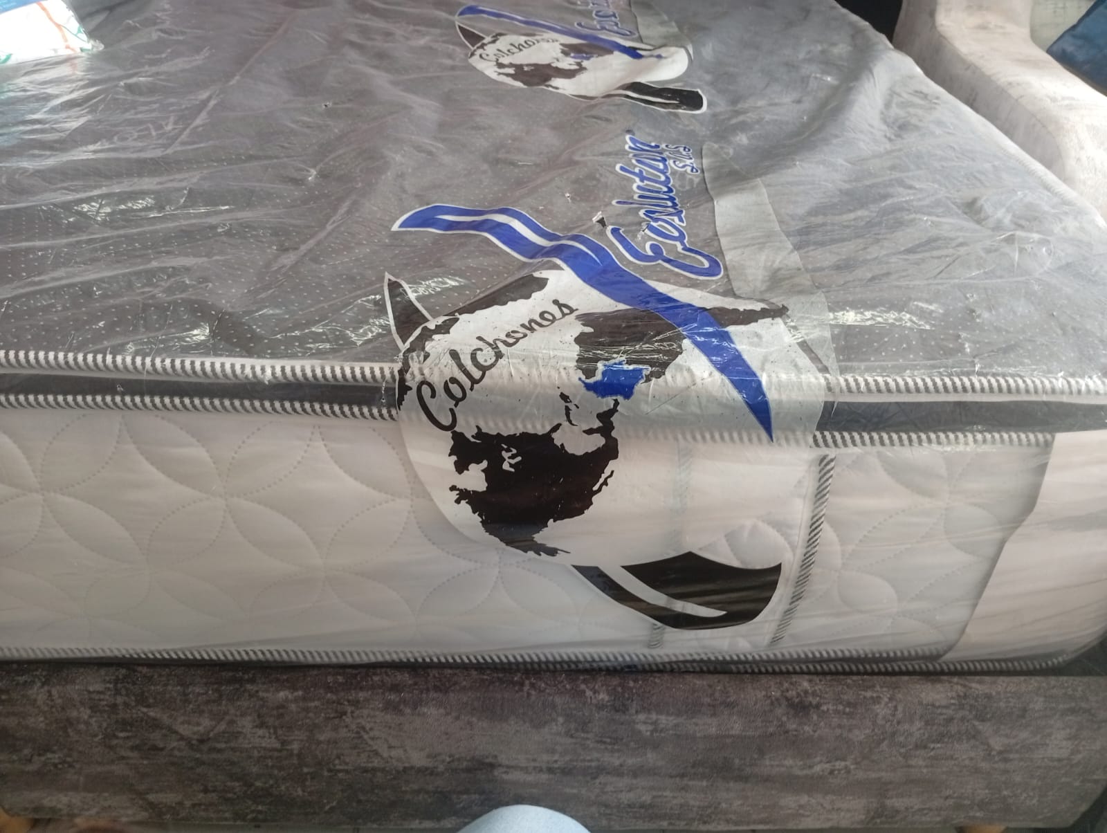 Colchón super pilow 